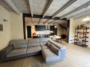 Smart-TV, Kamin