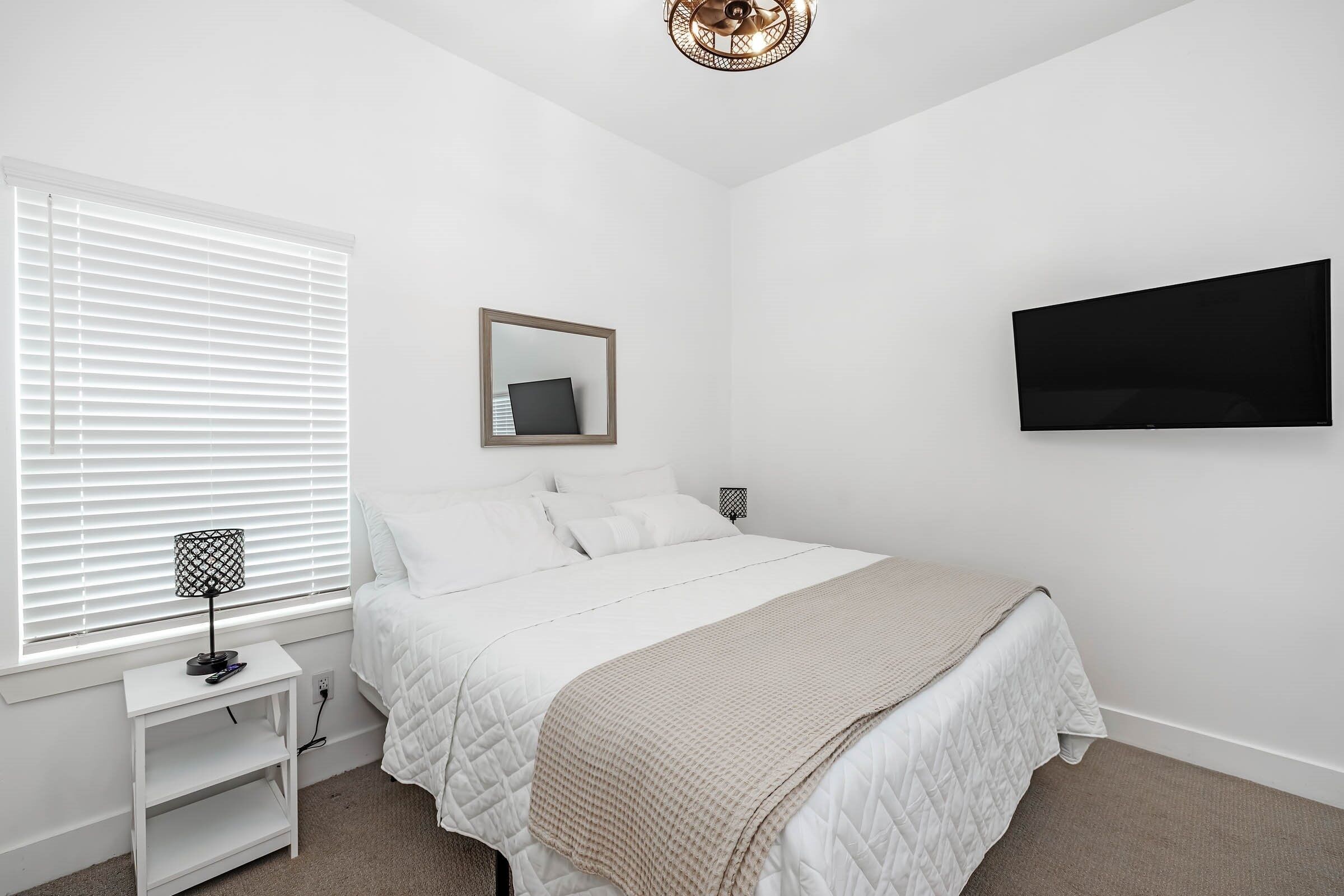 2 habitaciones, tabla de planchar con plancha y wifi gratis 