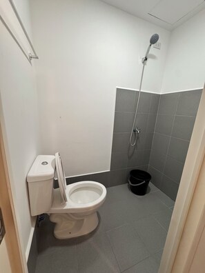 Bathroom - Isaiah 4110 Condo Stay (Lapu-Lapu City)