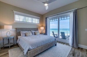 8 bedrooms, desk, iron/ironing board, free WiFi