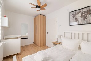 2 soverom, strykejern/-brett, wi-fi og sengetøy