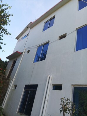 Ngoại thất