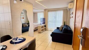 1 bedroom, iron/ironing board, internet, bed sheets