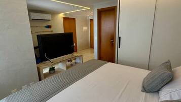 1 bedroom, iron/ironing board, internet, bed sheets