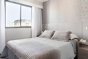 1 soverom, strykejern/-brett, internettilgang og sengetøy