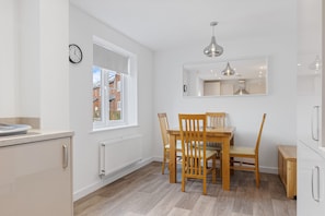Dining - Pass the Keys | Gorgeous 1 bed New-Build in York (York)