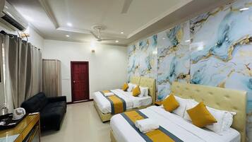 Deluxe Double Room, Garden View | Desk, iron/ironing board, free WiFi