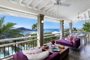 Outdoor dining - Las Quintas Reserve  (Culebra)