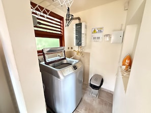 Family House, Multiple Beds, Garden View | Laundry