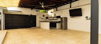 Casa Colima 1822 Bed (King Size, Heated Pool)