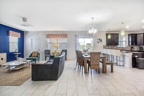 Table tennis - 6 Bedroom ChampionsGate Escape with Pool (Championsgate)