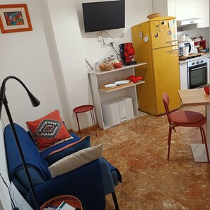 Free daily local cuisine breakfast - Casa Dharma Guest House (Civitavecchia)