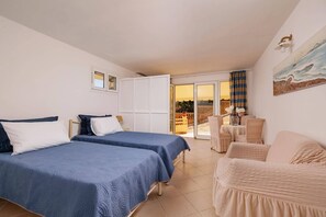 4 chambres, fer et planche à repasser, Wi-Fi gratuit, draps fournis