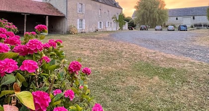 Ferme fortifiée d Enguenard