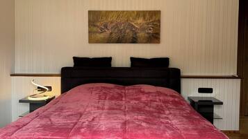 1 Schlafzimmer, Bügeleisen/Bügelbrett, kostenloses WLAN, Bettwäsche