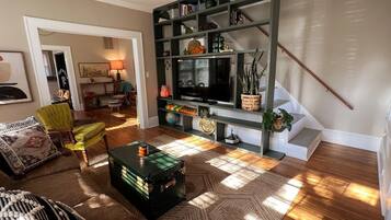 Smart-tv, boeken en een muziekbibliotheek