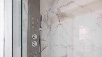 Dusche, Haartrockner
