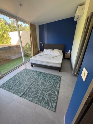 2 bedrooms, iron/ironing board