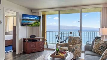 TV connectée, table de tennis de table