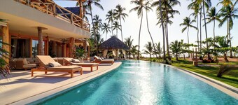 Casa La rodonda: 9 bedroom beachfront on spectacular sunset location.