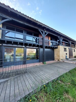 Exterior - Rural gîte and equestrian stopover on an AB-certified ethological farm, in a peaceful setting (Cassagnabère-Tournas)