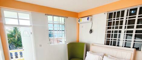 2 chambres, bureau, fer et planche à repasser, Wi-Fi