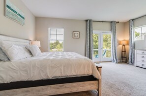 3 chambres, fer et planche à repasser, Wi-Fi gratuit, draps fournis