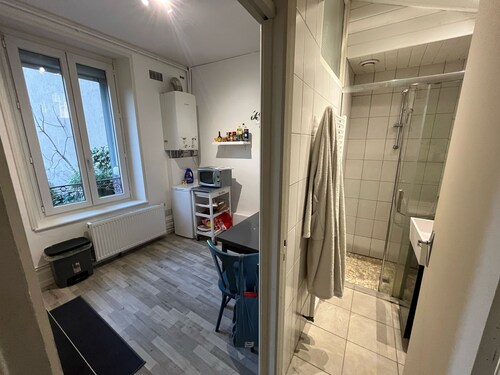 Petit appartement tranquille à 10 min de la gare