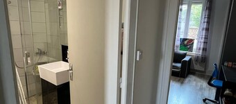 Small, quiet apartment 10 minutes from the station