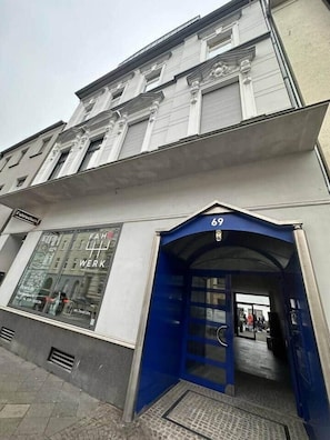 Exterior detail - To complete (Mönchengladbach)