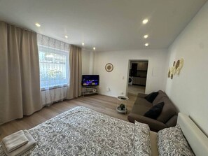 2 bedrooms, free WiFi, bed sheets