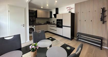 Modernes Stadt Apartment für 4 Pers. in MG