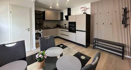 Modernes Stadt-Apartment für 4 Pers. in MG