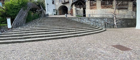Enceinte de lâhĂ©bergement