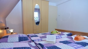 House - Apartment With Garden in Sebnitz (Sebnitz)