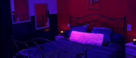 1 غرفة نوم وواي فاي وملاءات أسرّة