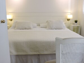 1 chambre, fer et planche à repasser, Wi-Fi, draps fournis