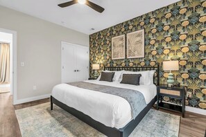 4 bedrooms, desk, iron/ironing board, travel cot