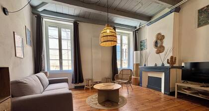 Jolie maison dans le quartier historique de Cahors à proximité des commerces