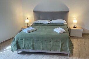 1 habitación y ropa de cama