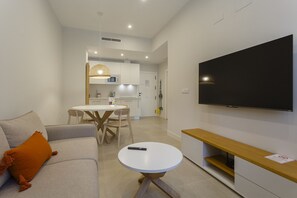 TV - BAHIA Suite -apartamento- (Cádiz)