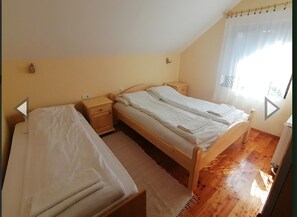 2 Schlafzimmer, Bügeleisen/Bügelbrett, WLAN, Bettwäsche