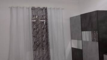 3 Schlafzimmer, Bügeleisen/Bügelbrett, WLAN, Bettwäsche