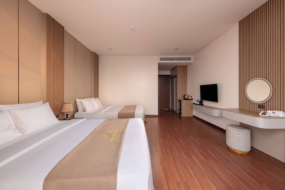 Minibar, bureau, espace de travail pour ordinateur portable