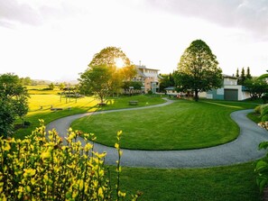 하우스 | 숙박 시설 구내