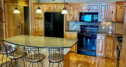 Lake LCO in Hayward, level southwest facing lake lot, 4 bedroom cabin