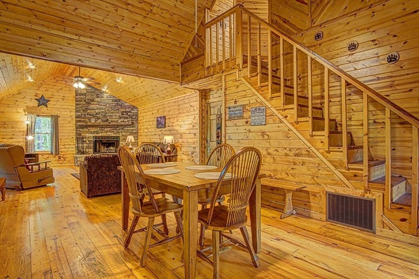 Cabin, 2 Bedrooms, Fireplace, Vineyard View | Individually decorated, individually furnished, blackout drapes