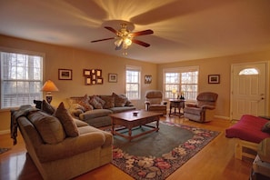 Cabin, 3 Bedrooms, Mountain View