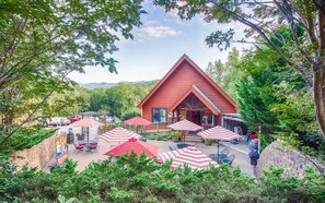 Front of property - Paradise Hills Winery Resort and Spa (Blairsville)