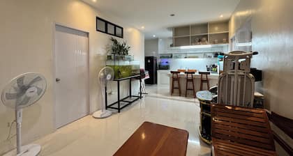 Charming 1-bedroom house in fabulous Sariaya with WiFi, AC